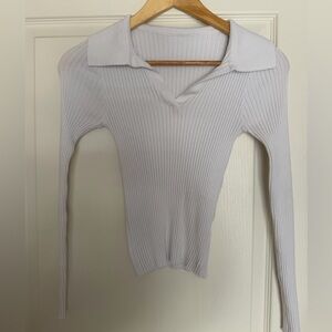 Ribbed white open collar sweater